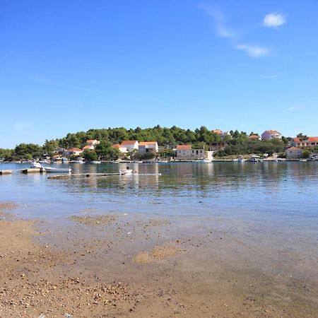 Rooms With A Parking Space Lumbarda, Korcula - 4436 エクステリア 写真